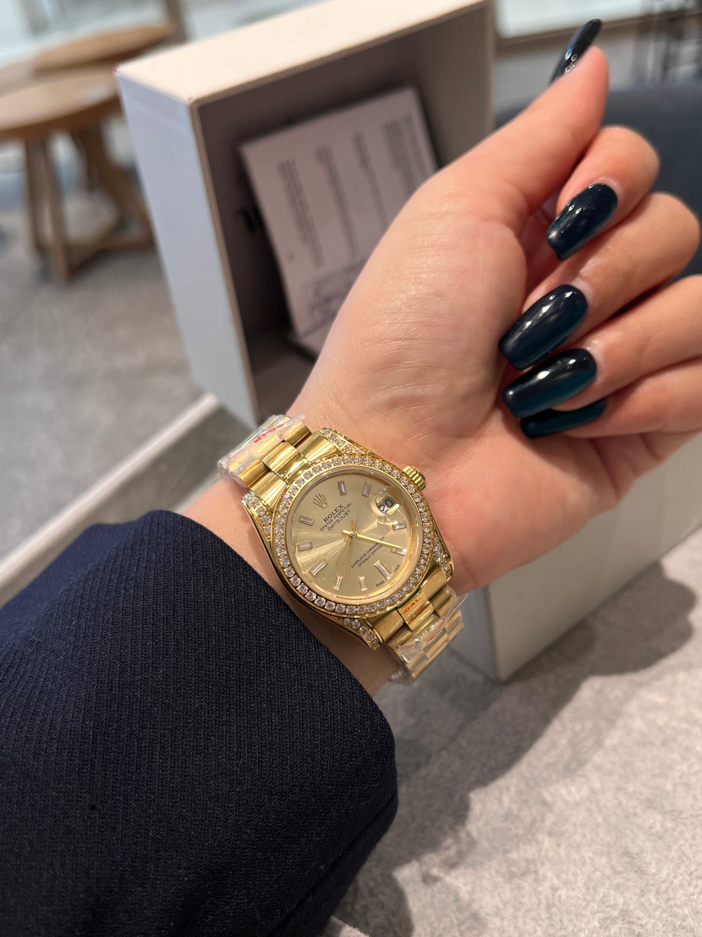 L1R36L19 Popular Watches