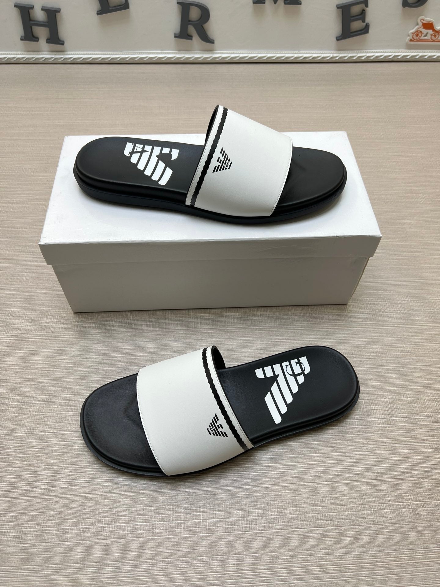 Z5ZA103 Popular slippers