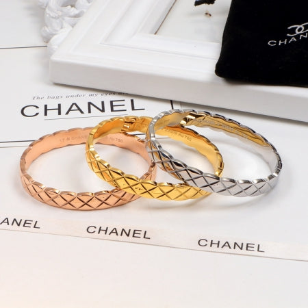 X2B60C25K  Popular Bracelets