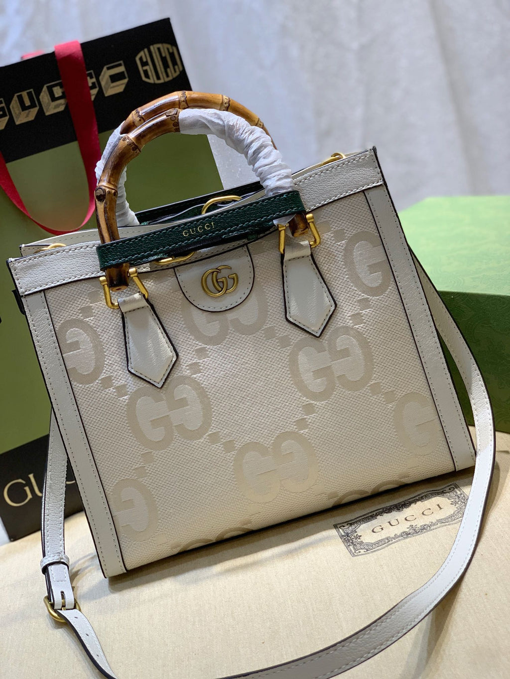 B1X93B117 Popular leather bag 