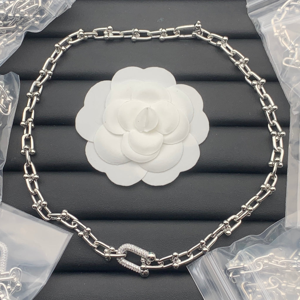 X1X54T31X  Popular    Earring Bracelets Necklaces