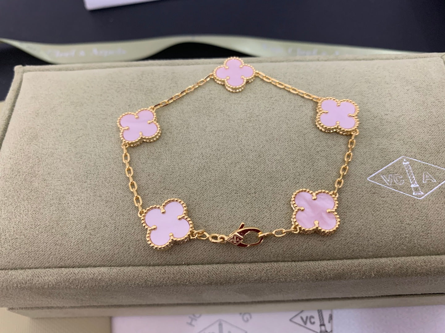X5X53VA180K  Popular bracelets 5 flowers normal size1.5cm flower