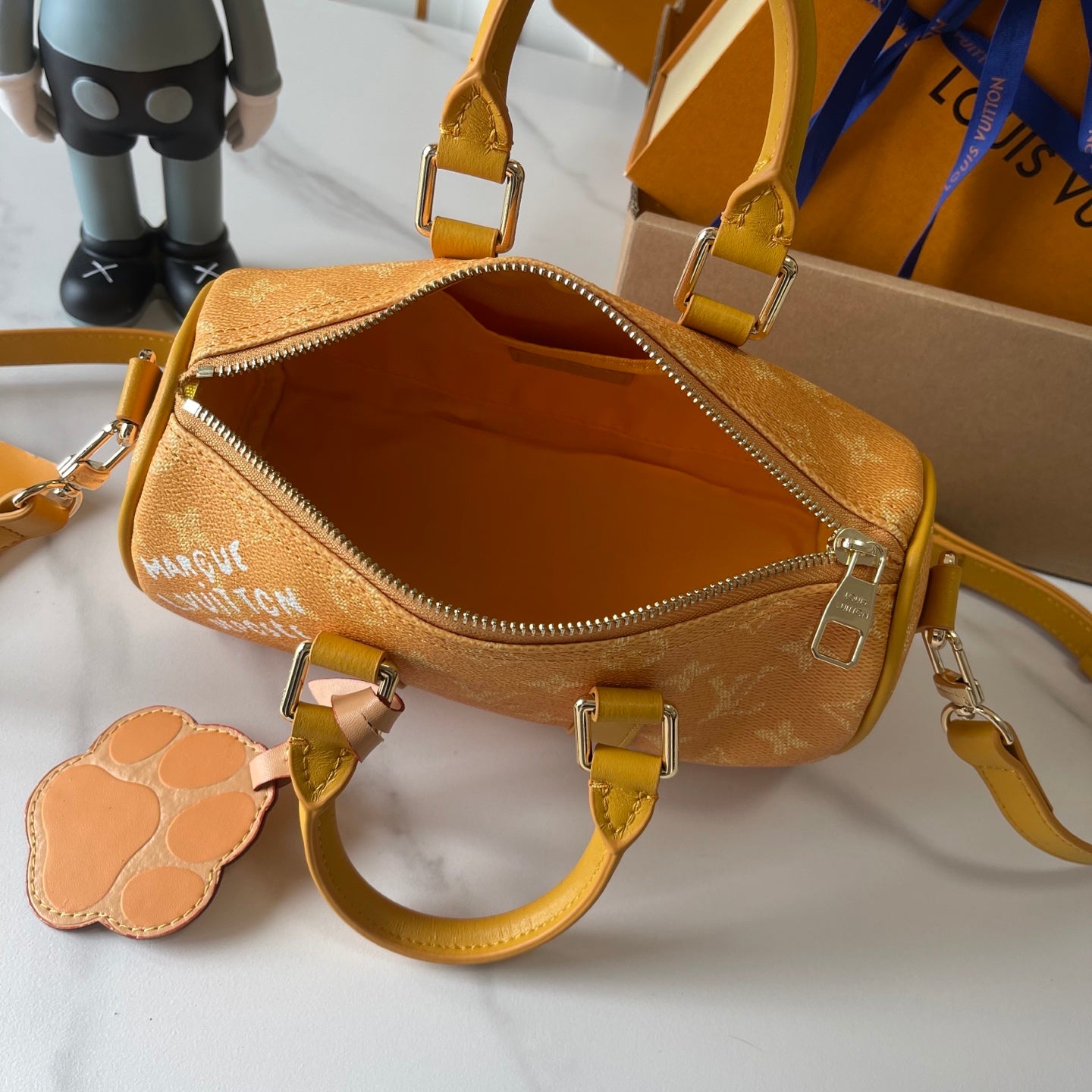B1P46E33 Popular leather bag