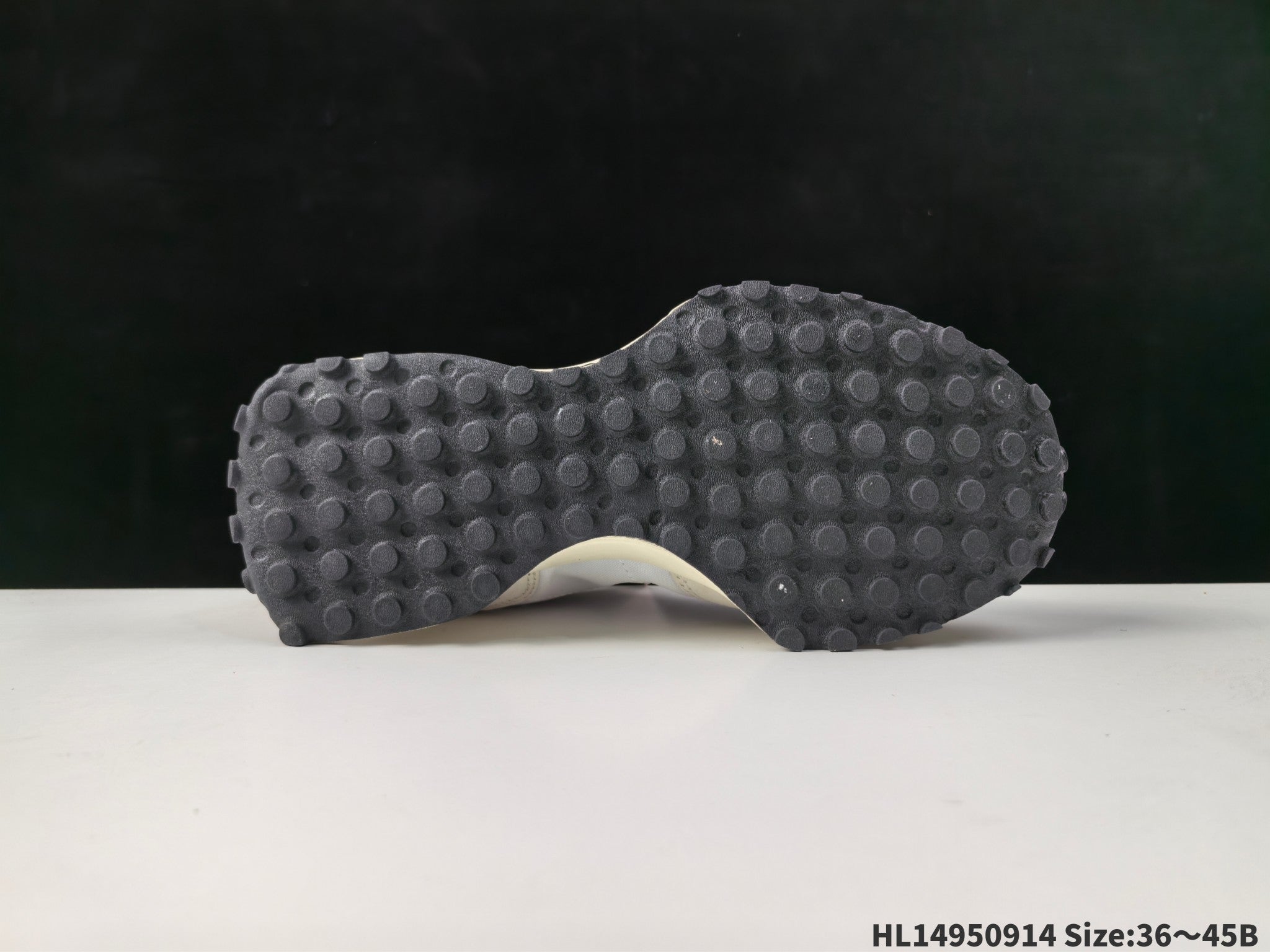 Z4Q95A44 Popular  shoes