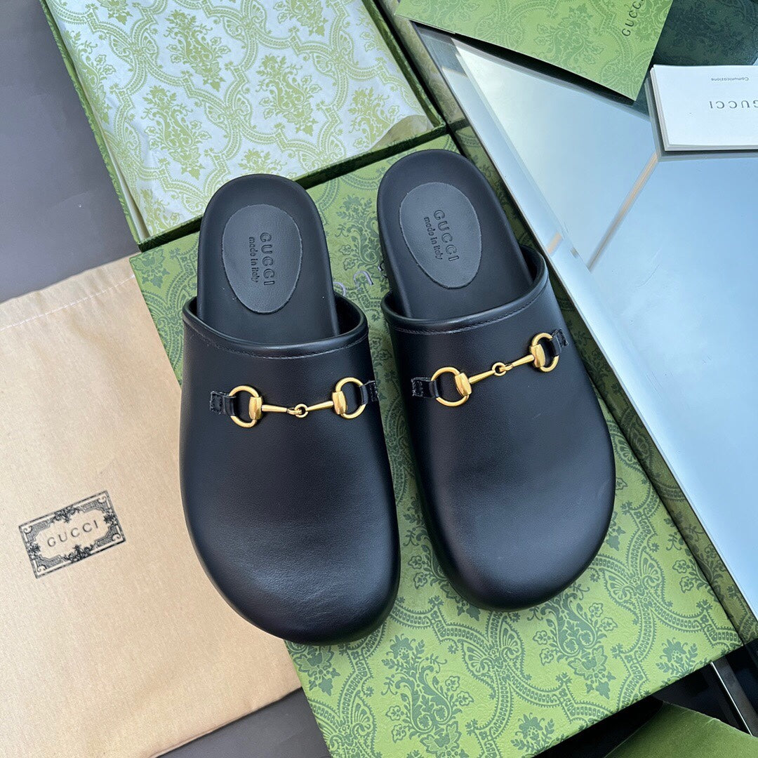 Z2YB26 Popular Slippers