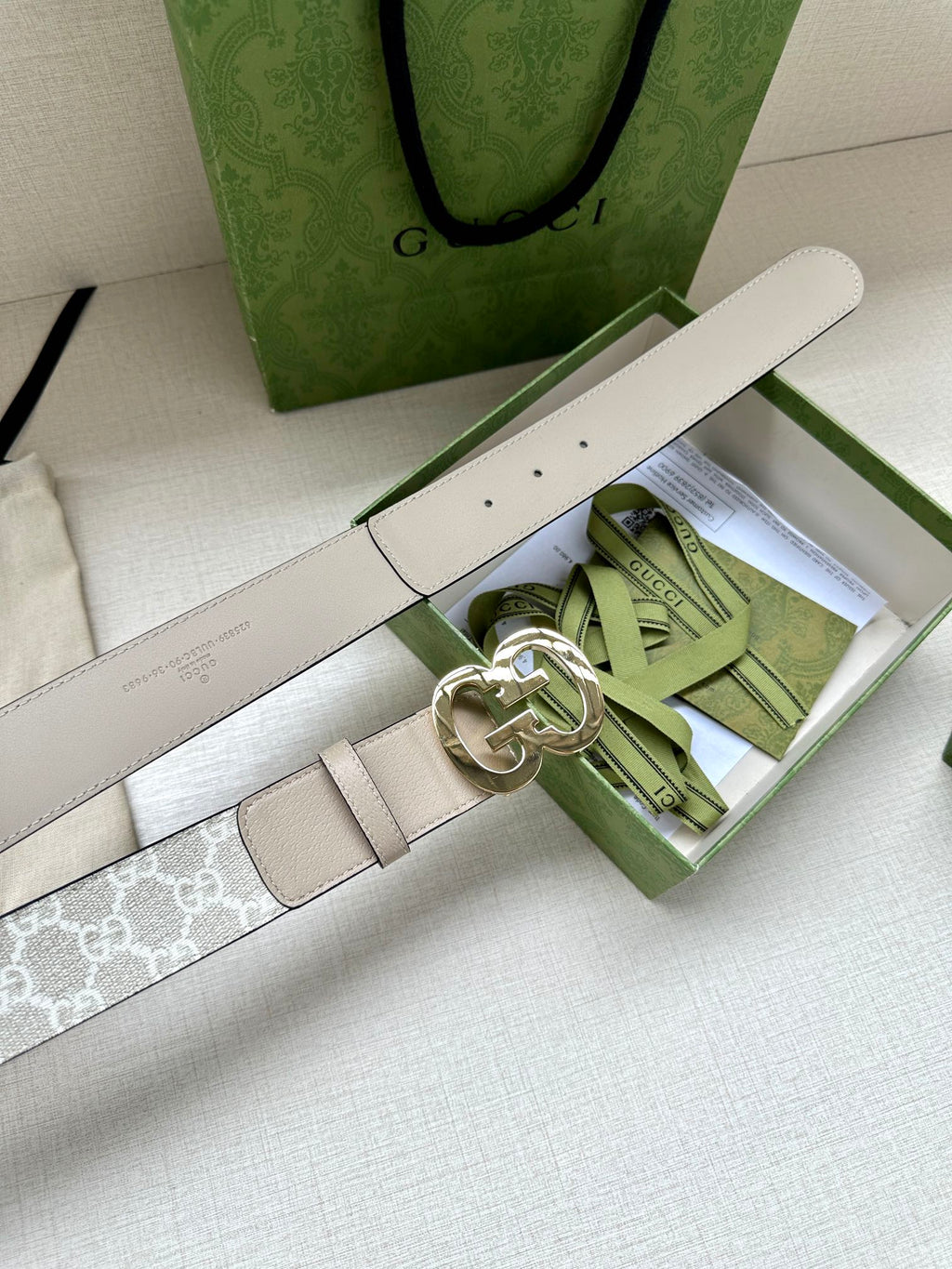 P1R55B229 Popular High quality belt With full package