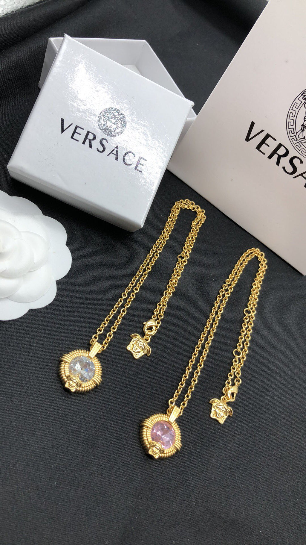 X1R75V62X Popular    Necklaces