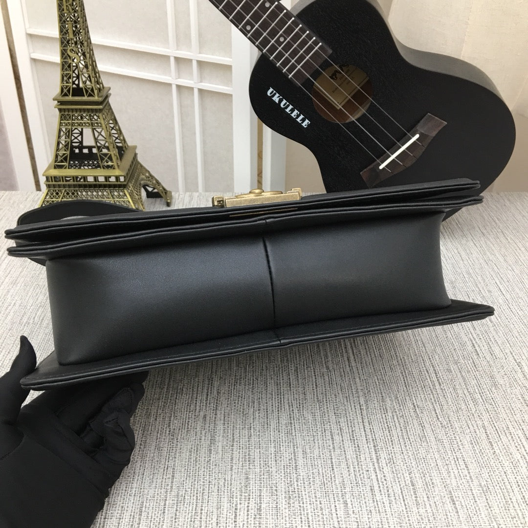 B5X121C60 Popular  leather bag 