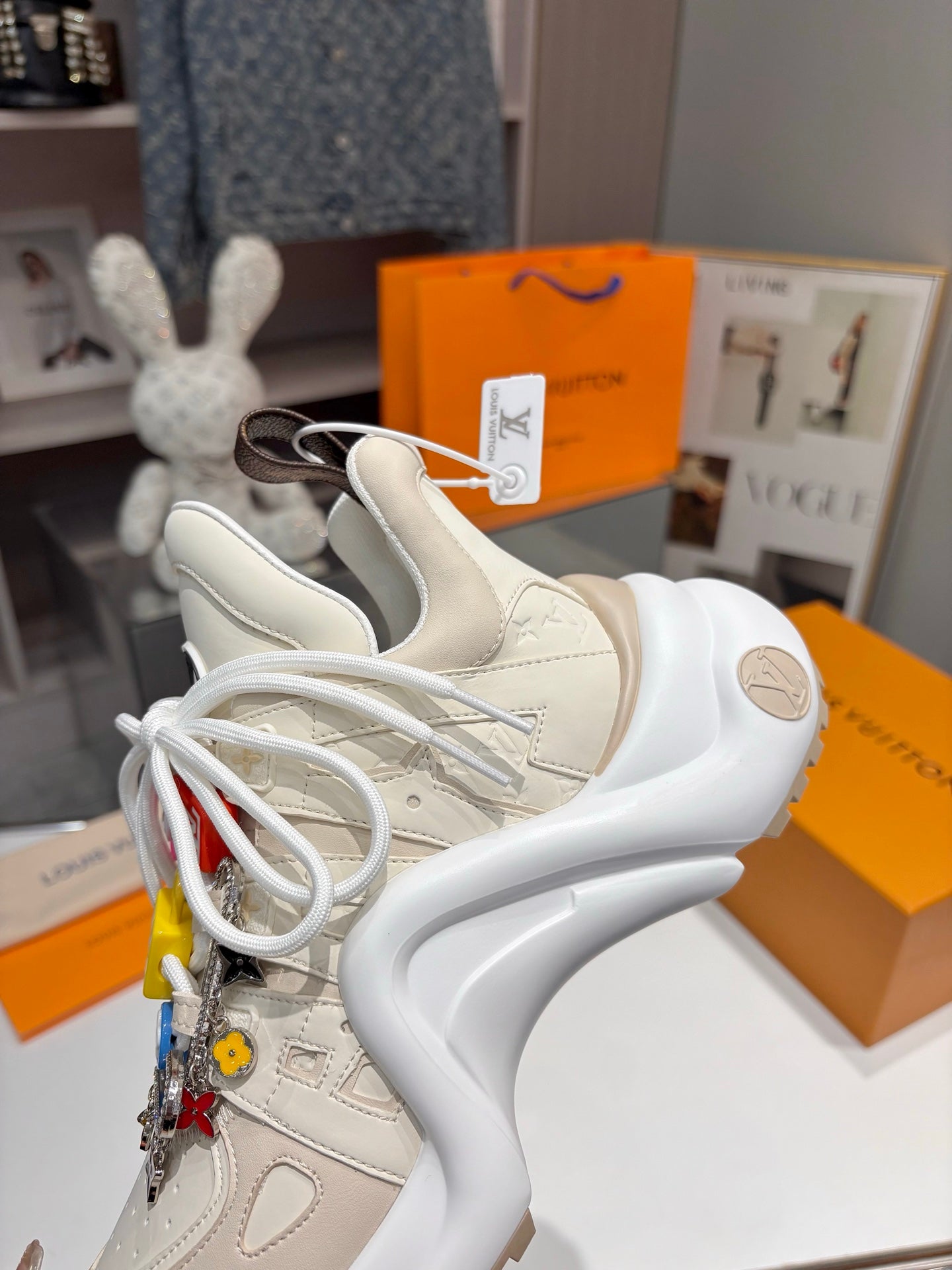 Z2Q105E439  Popular high-quality Shoes