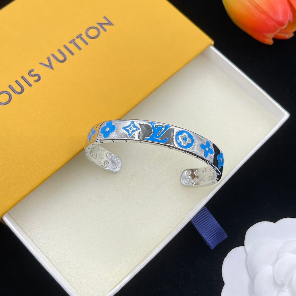 X1Z94E1054K  Popular Bracelets