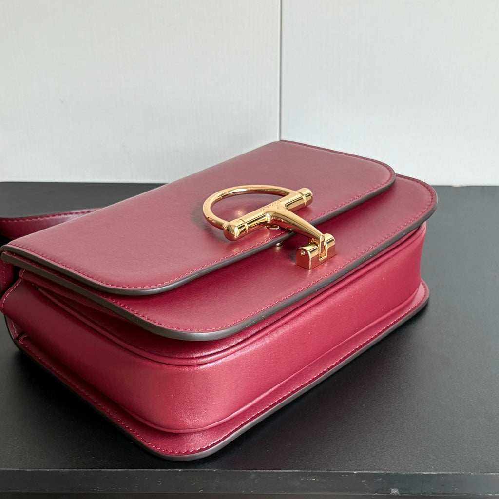B1P36B110 Popular leather bag