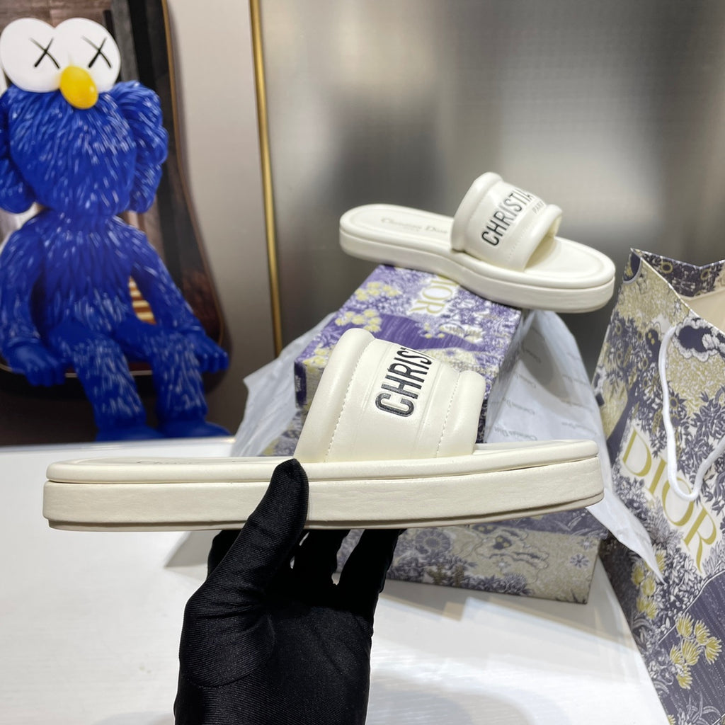 Z1Z54D76 Popular slippers