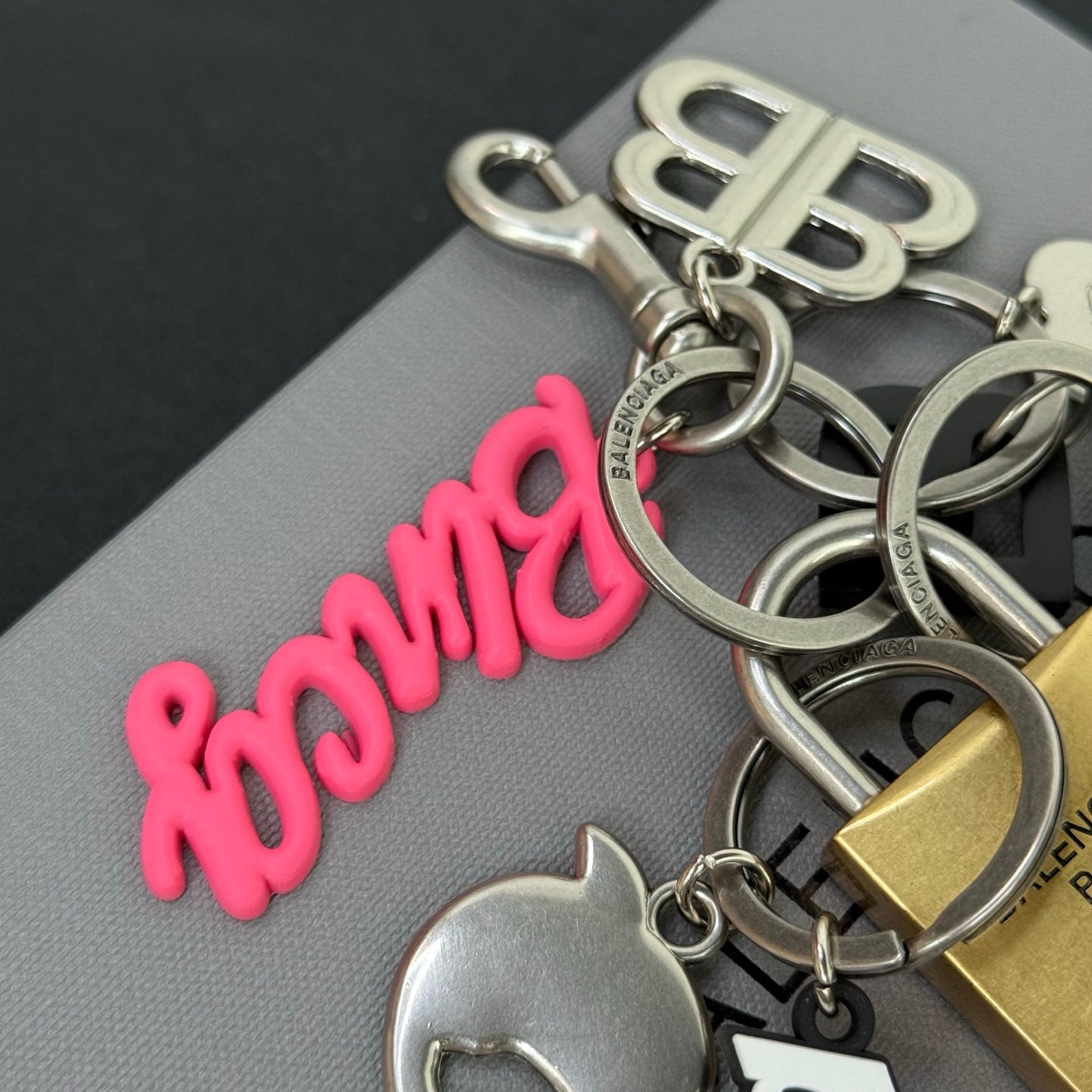 A1R46J38 Popular bag 's charms accessories