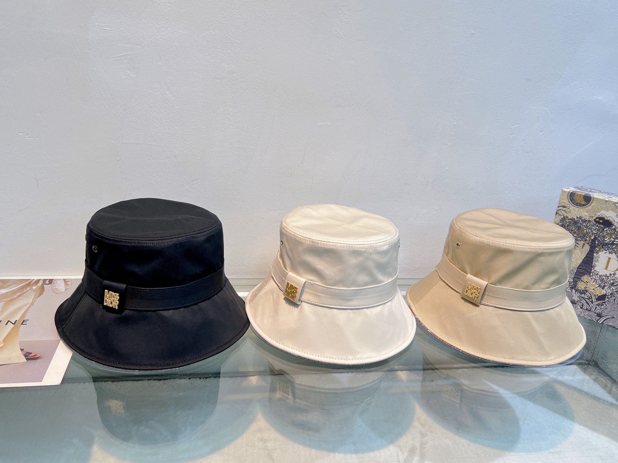 M1Z25D507 Popular hats