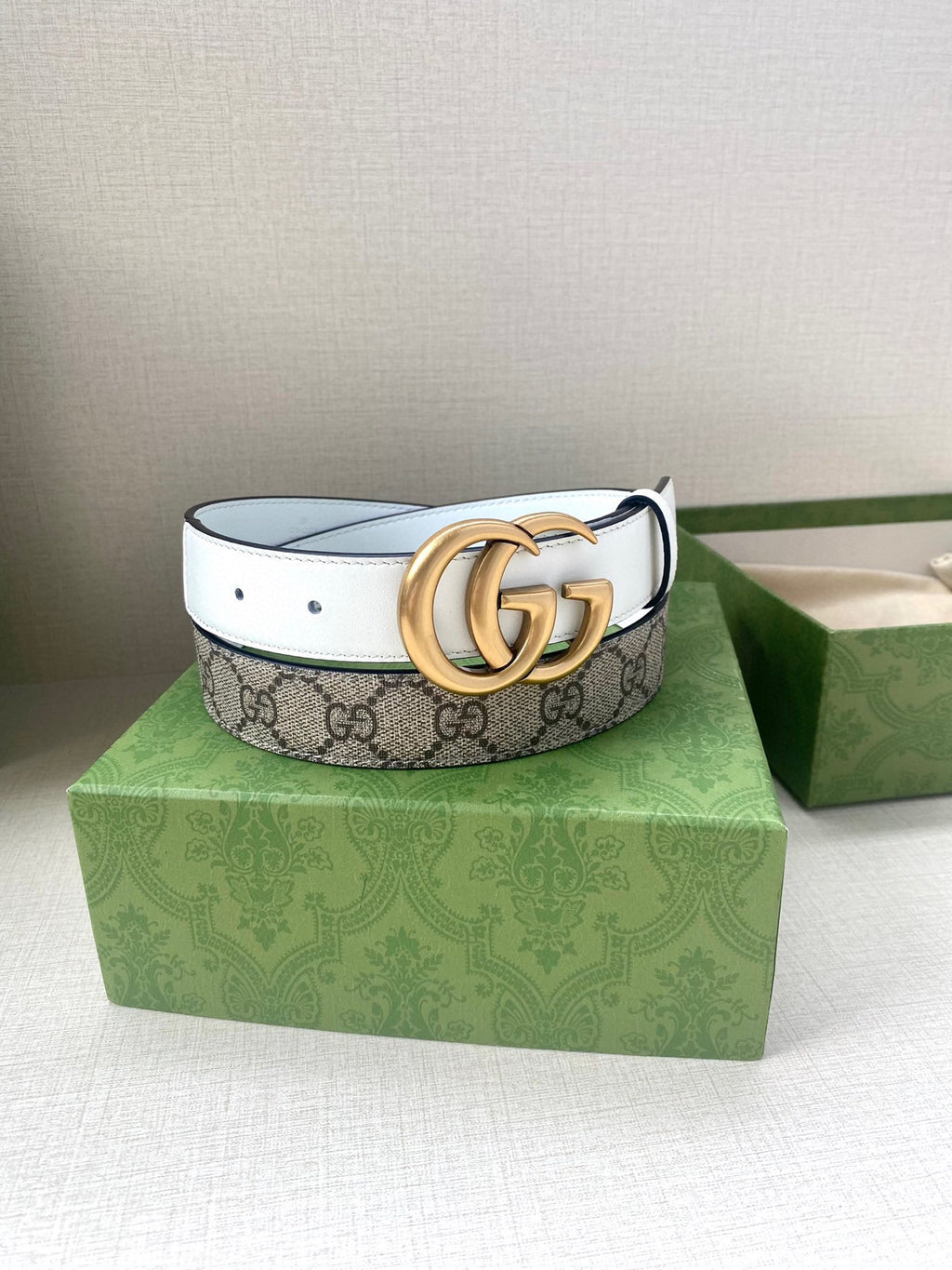 P1W15B152 Popular  High quality belt With full package
