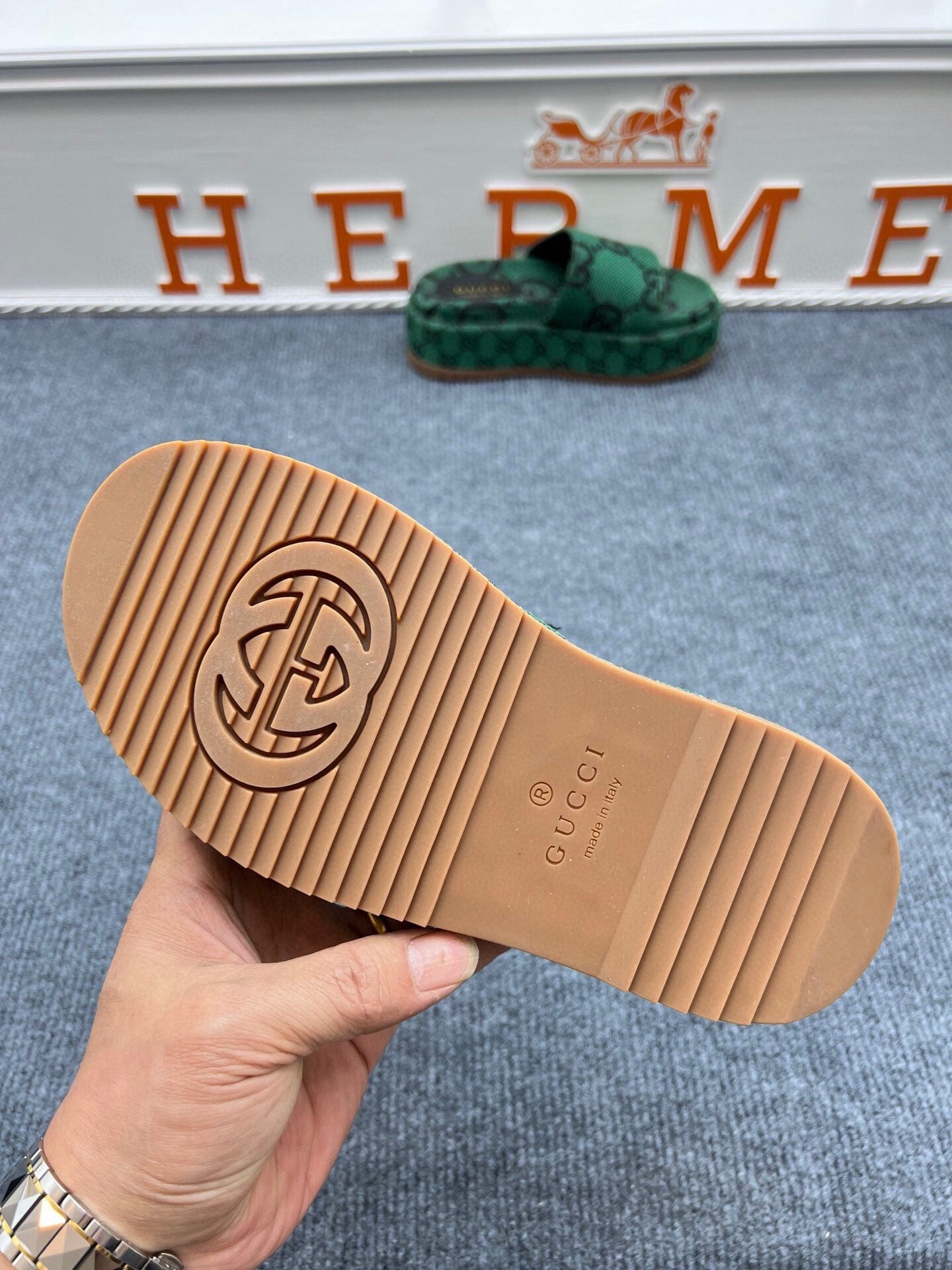 Z5ZB122 Popular slippers  Sole thickness 5.5cm