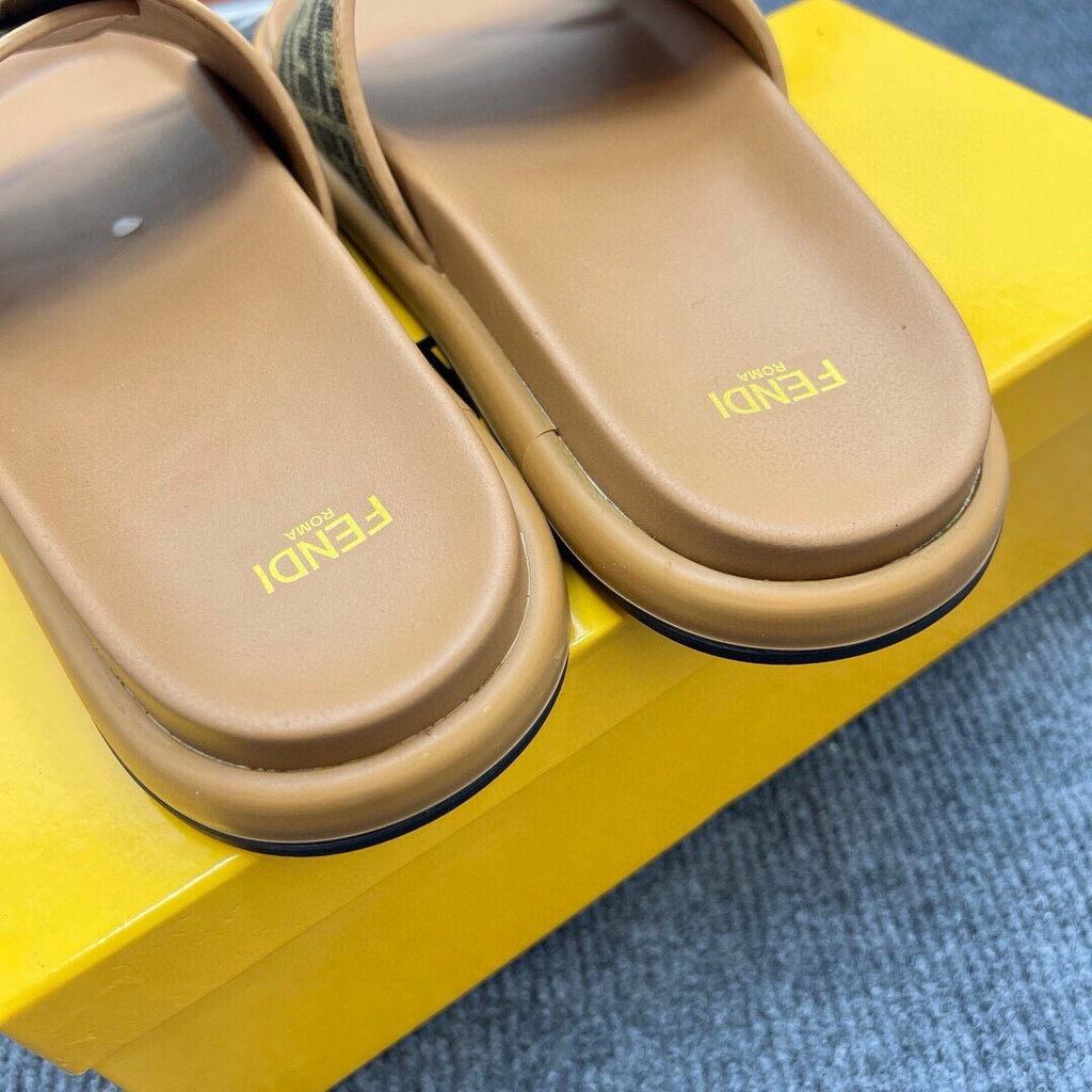 Z5ZF37 Popular slippers