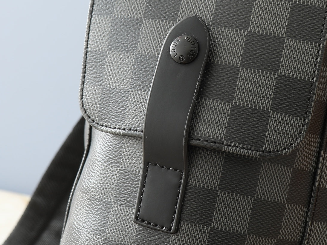 B1W25E70 Popular  Backpacks