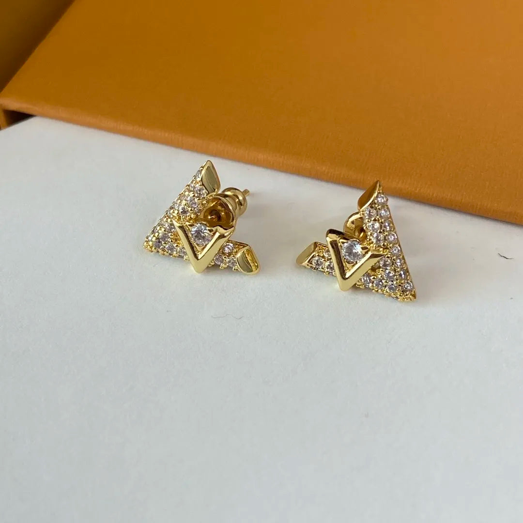 X1X34E609X  Popular  Earrings Bracelets Necklaces