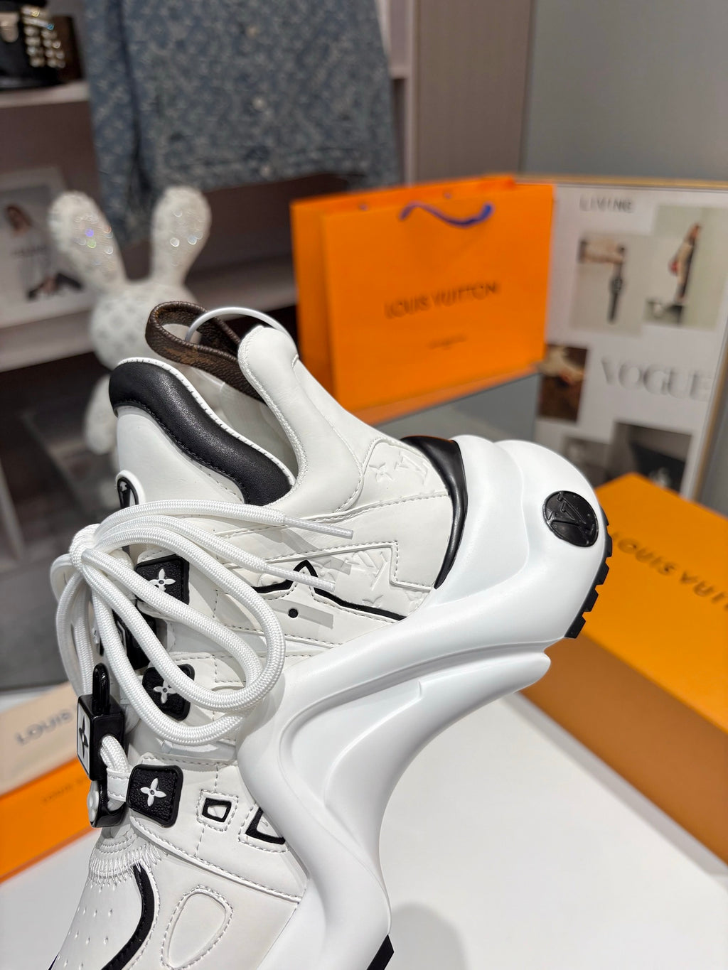 Z2Q105E437  Popular high-quality Shoes