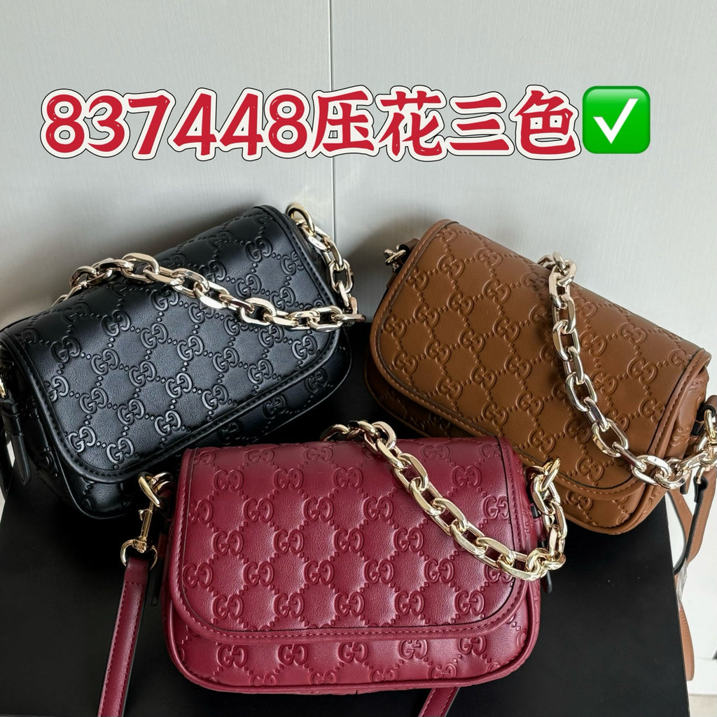 B1P36C60 Popular leather bag