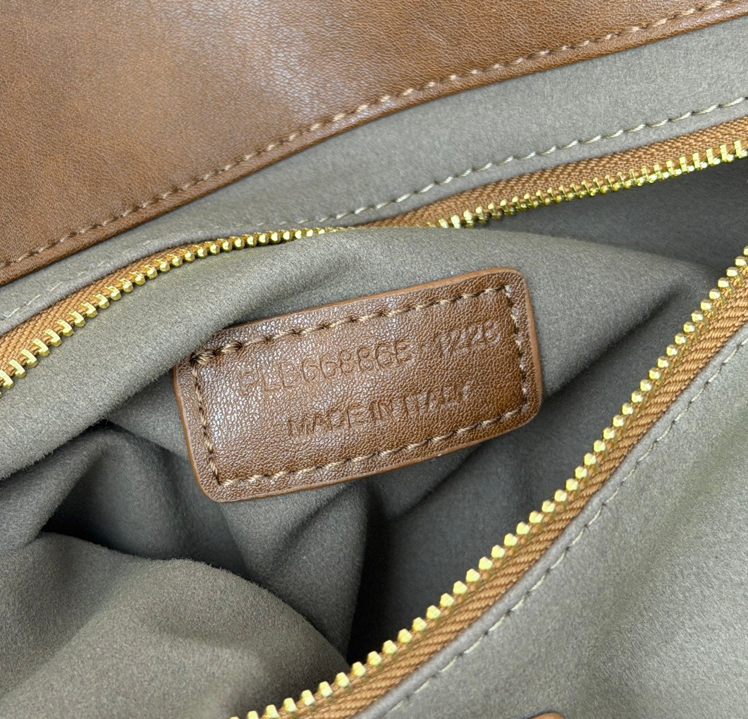 B1R76SL24 Popular leather bag