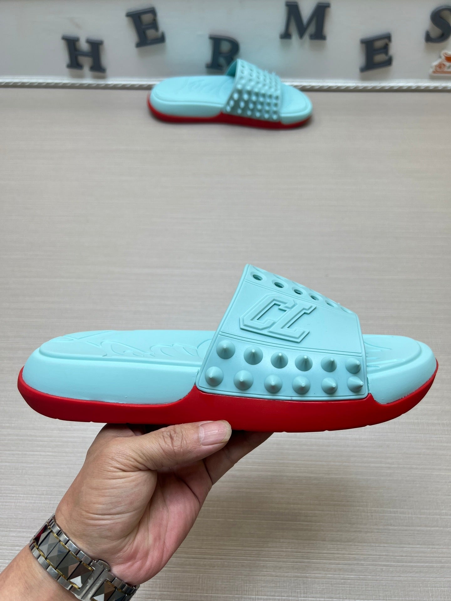 Z5ZA18 Popular slippers