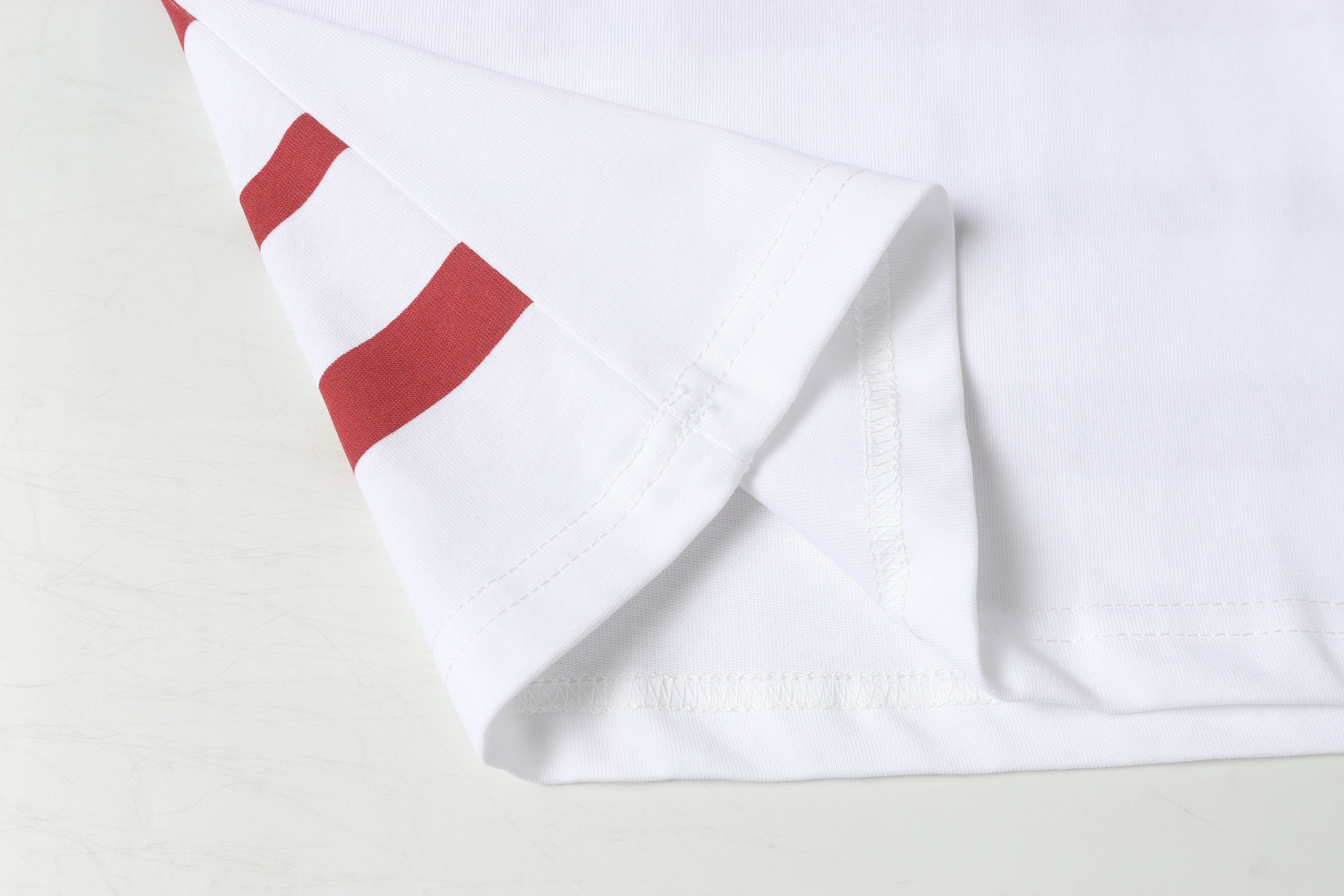U1R45E145 Popular T-shirt