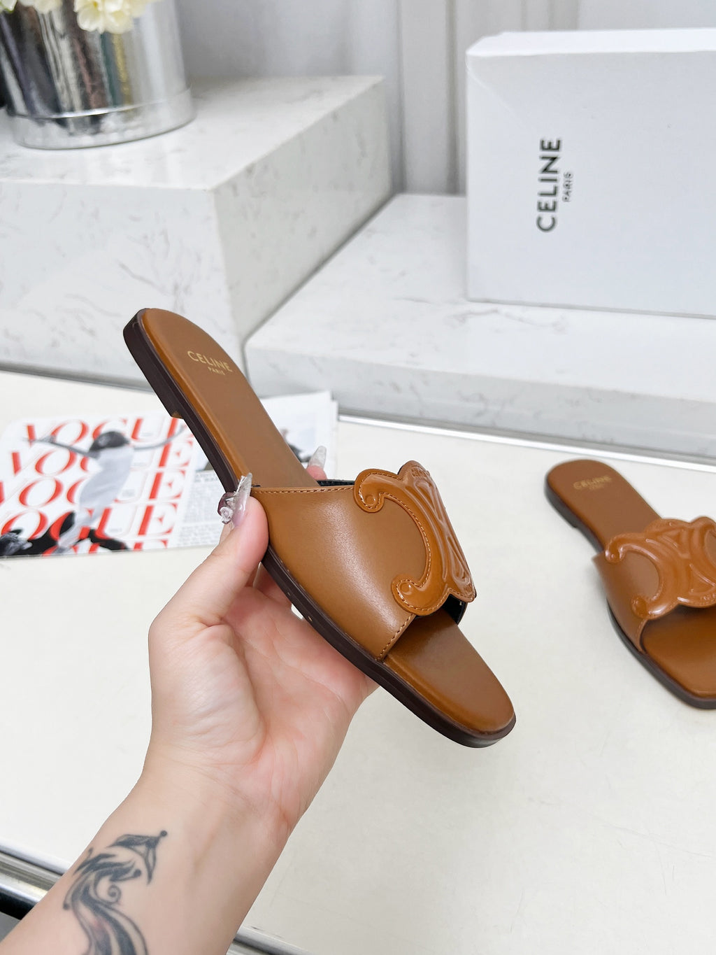 Z2Q55CL52 Popular  leather shoes