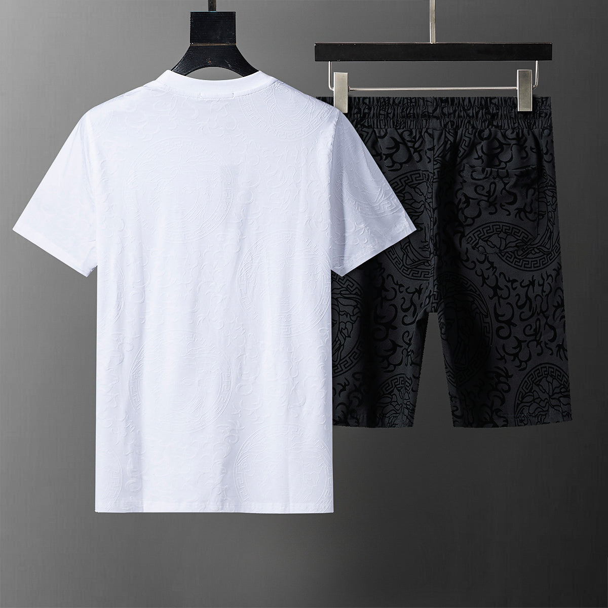 U1W35V114  Popular shirt and shorts set