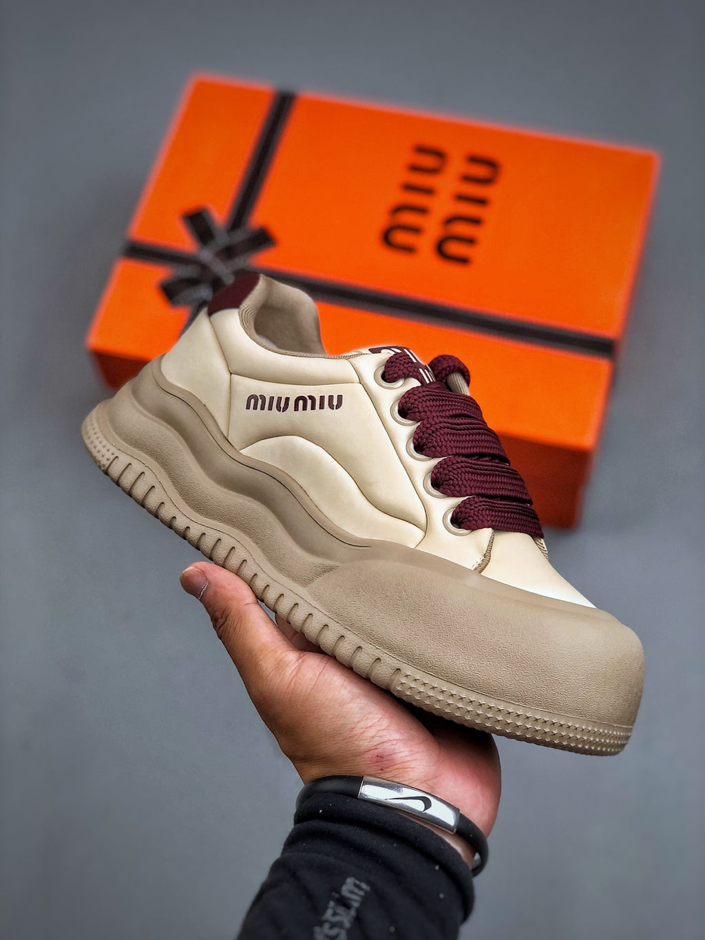 Z4Q95A85 Popular Shoes