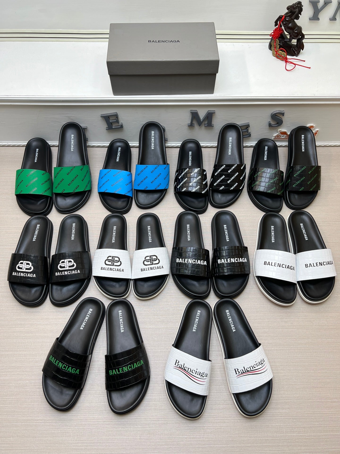 Z5ZJ99 Popular slippers