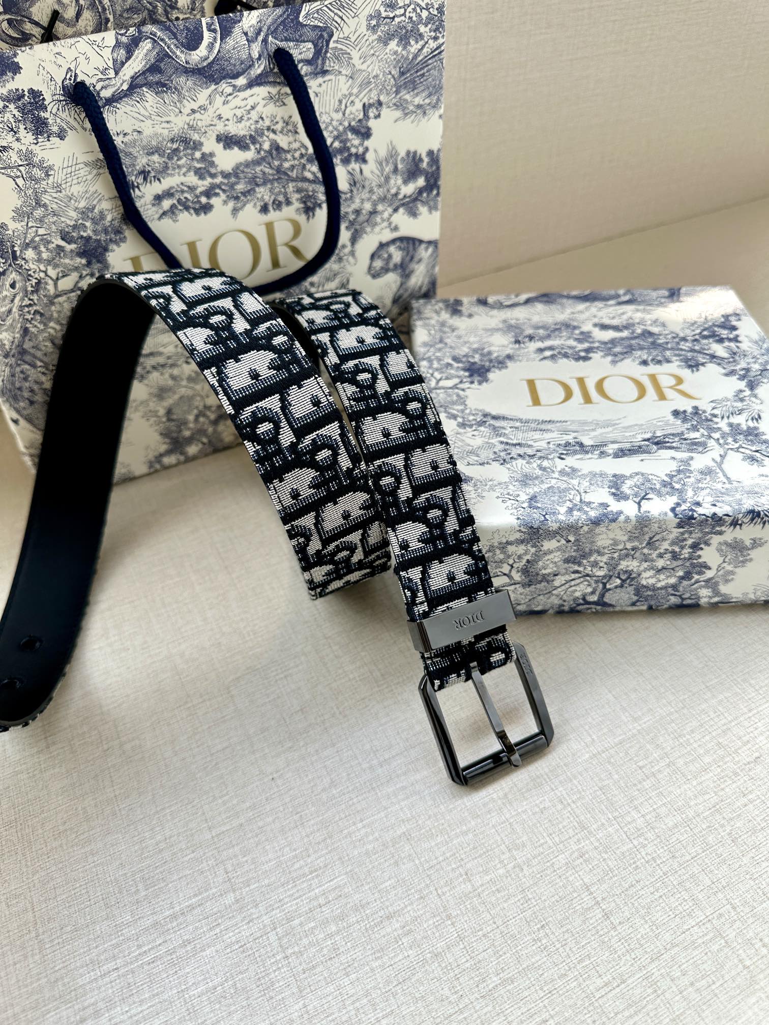 P1Q115D26 Popular High quality belt With full package