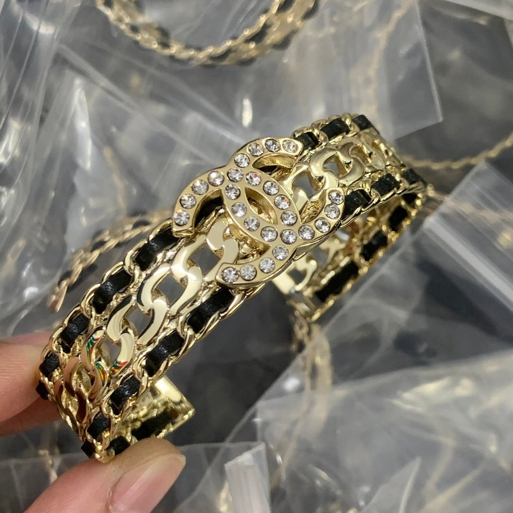X1X54C60K  Popular Bracelets