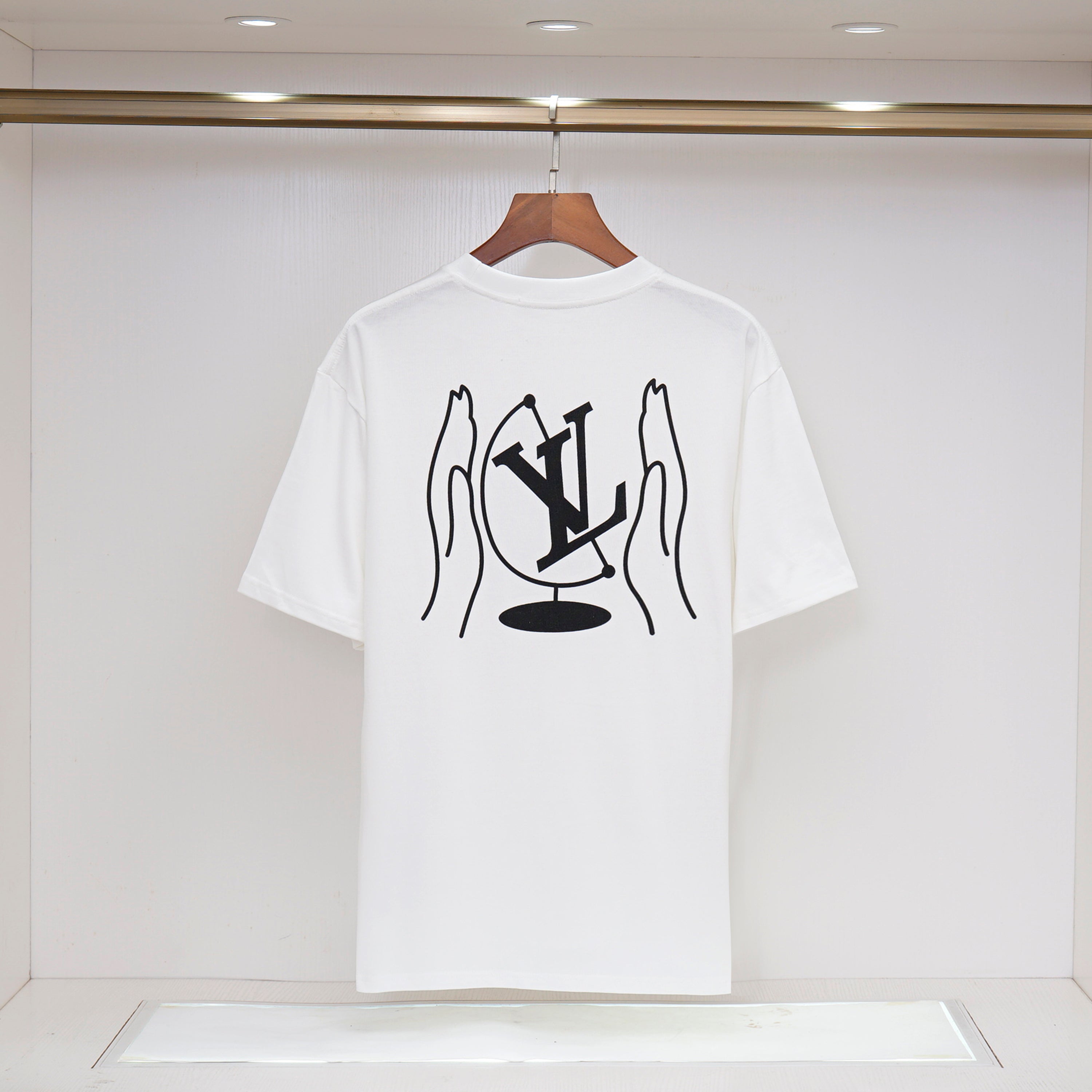 U1N45E8 Popular T-shirt