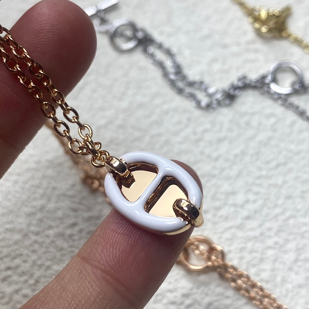 X1Q85H307X Popular Necklaces. Earrings