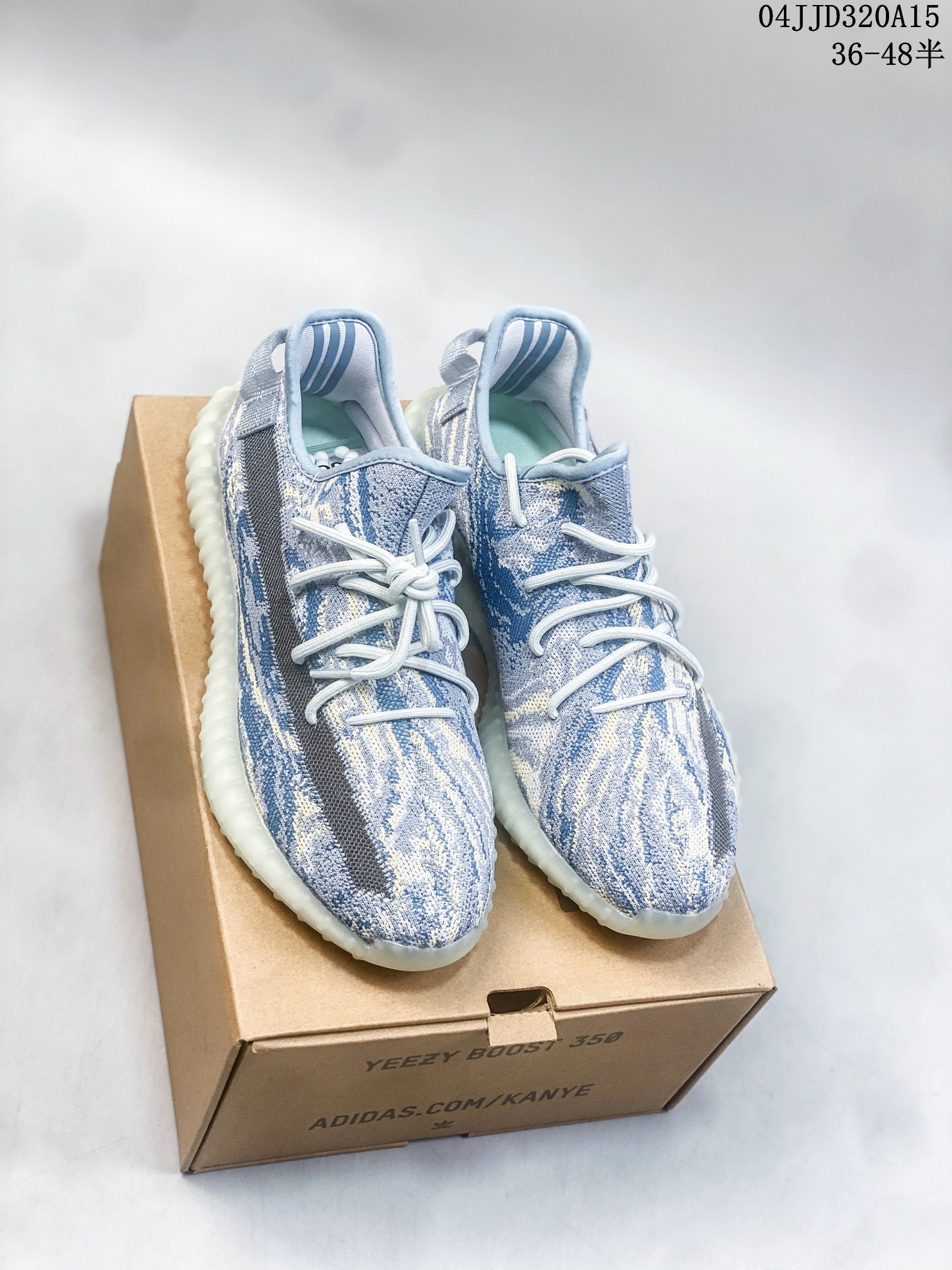 Z4Z45A110  Popular shoes