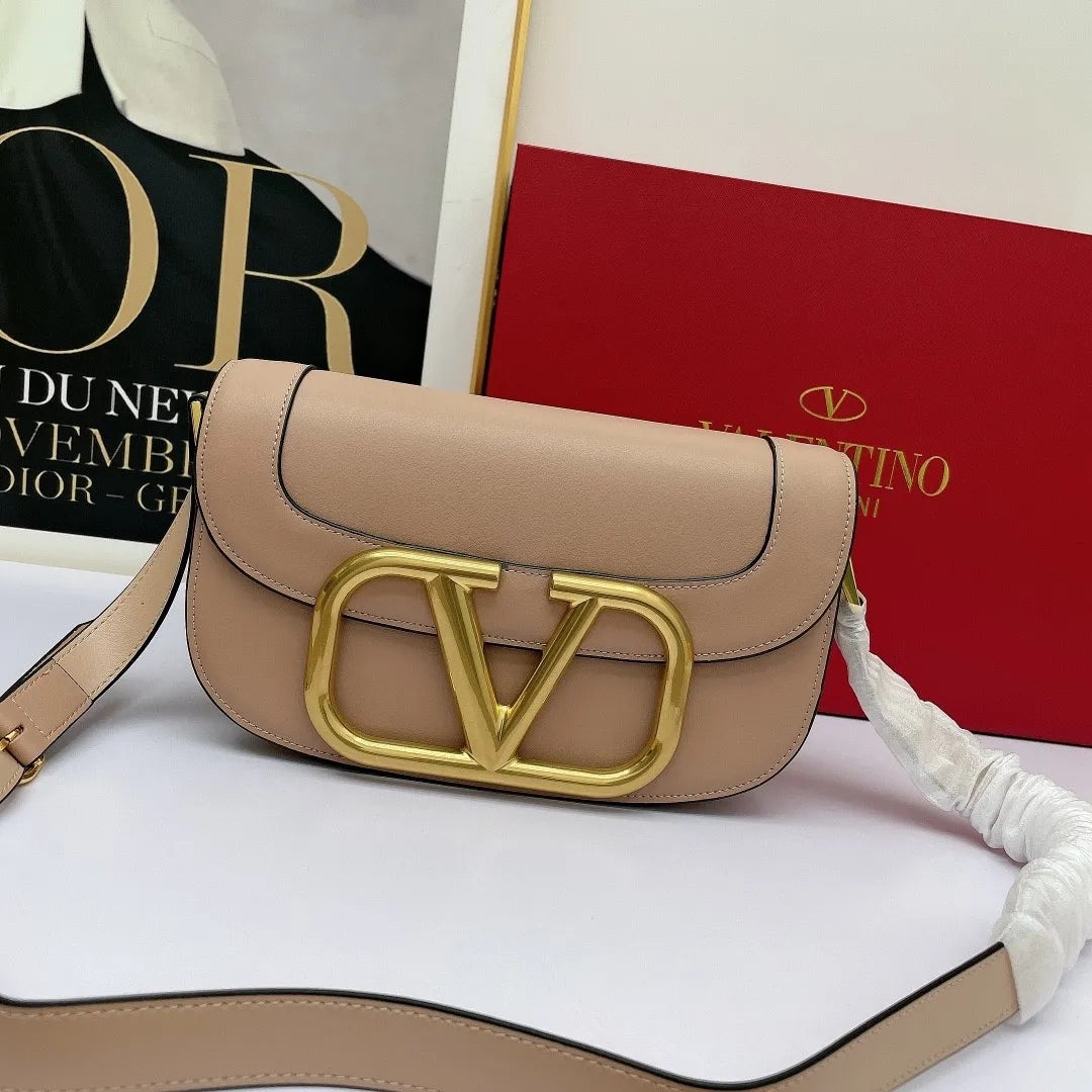 B5X111VL45 Popular  leather bag 