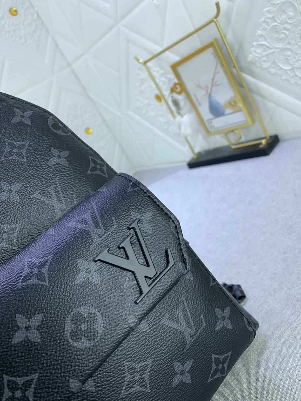 B12X44E340 Popular leather bag 