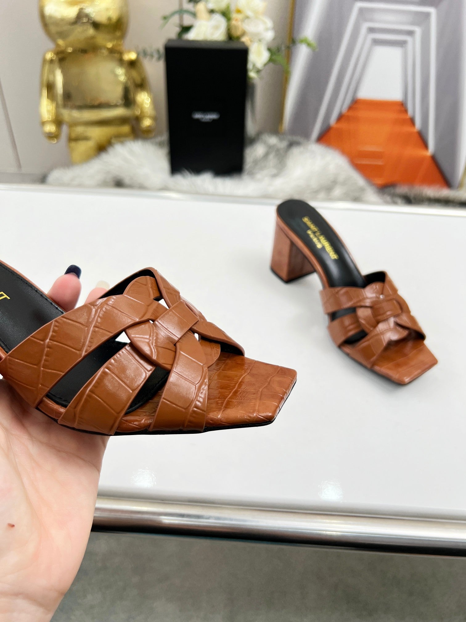 Z2Z85SL35  Popular leather High heels(Heel height 6.5CM)