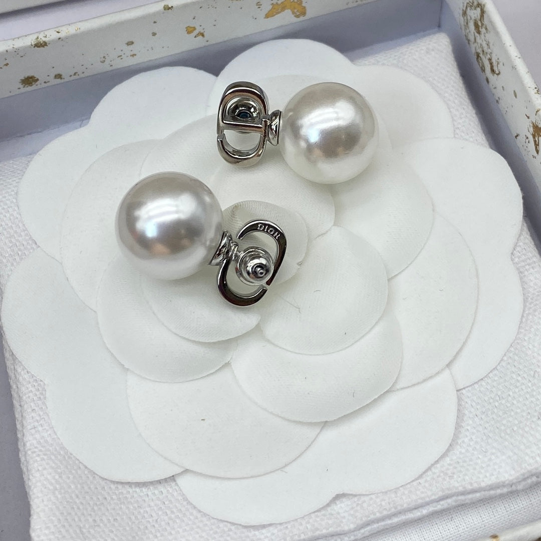 X1Z94D710E Popular  Earrings