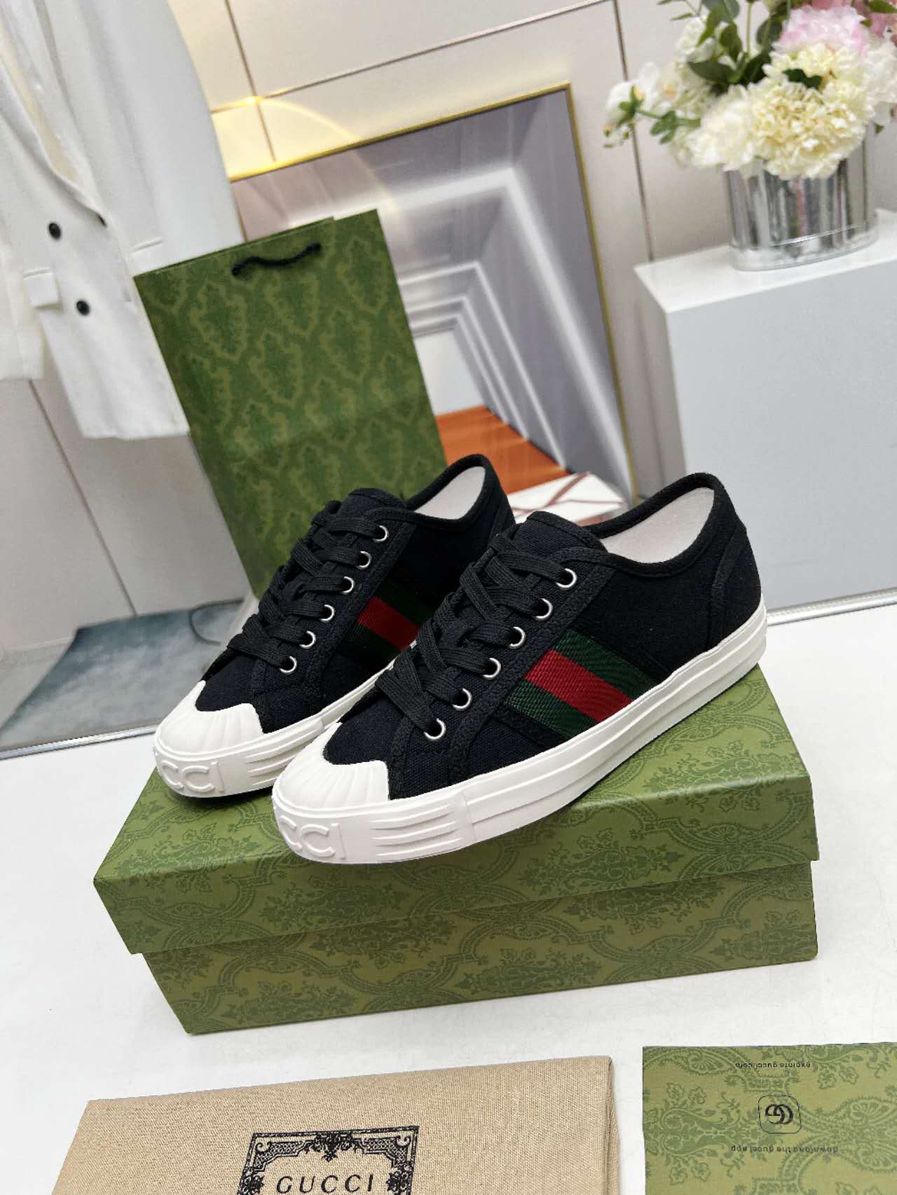 Z2Q105B238 Popular high-quality  Shoes