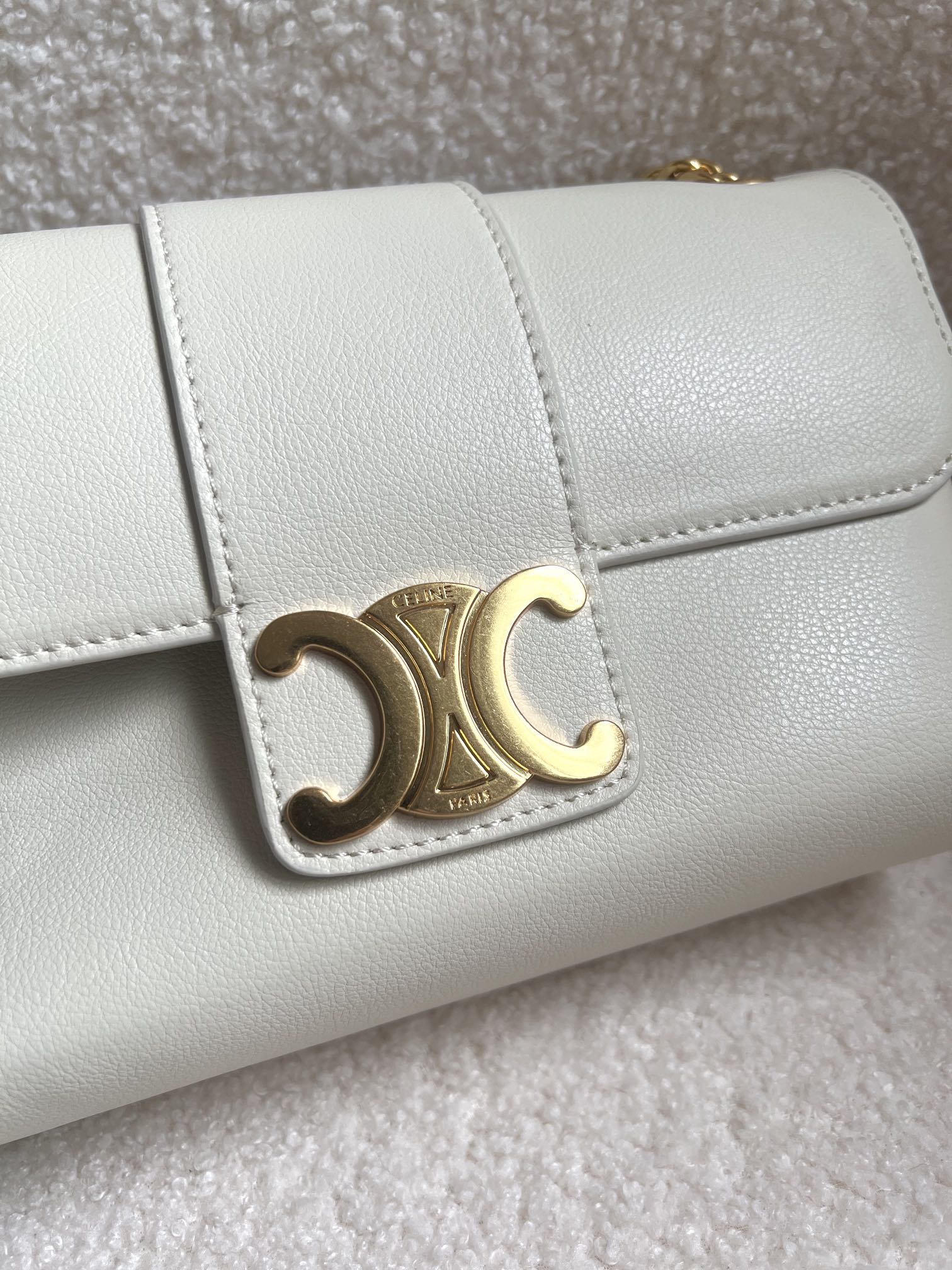 B1X44CL412 Popular   leather bag