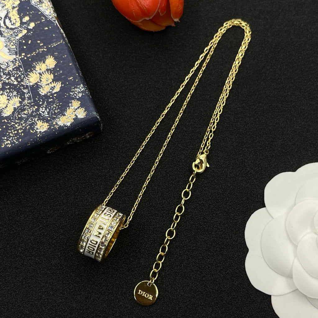 X1Q85D61X Popular Necklace