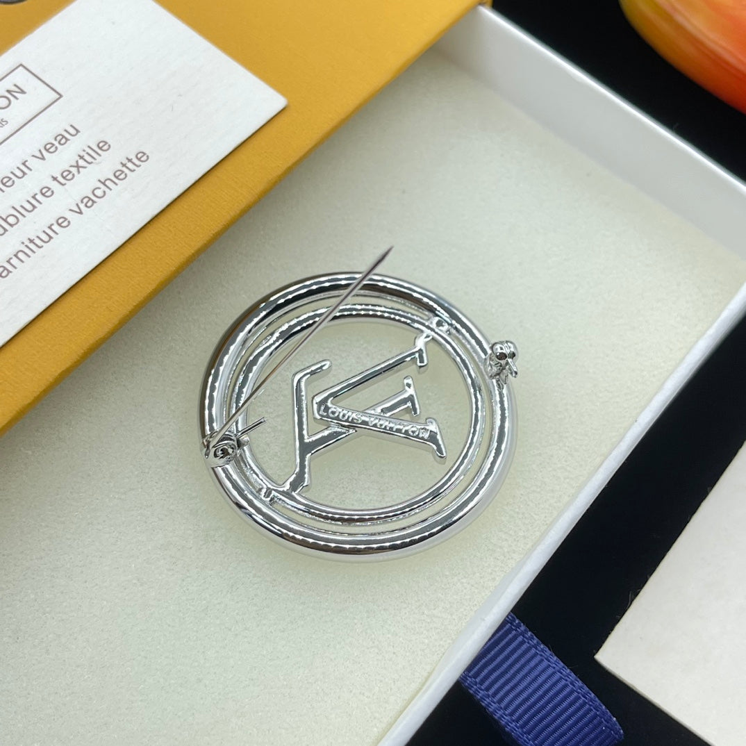 X1ZE1004    Popular  Brooch
