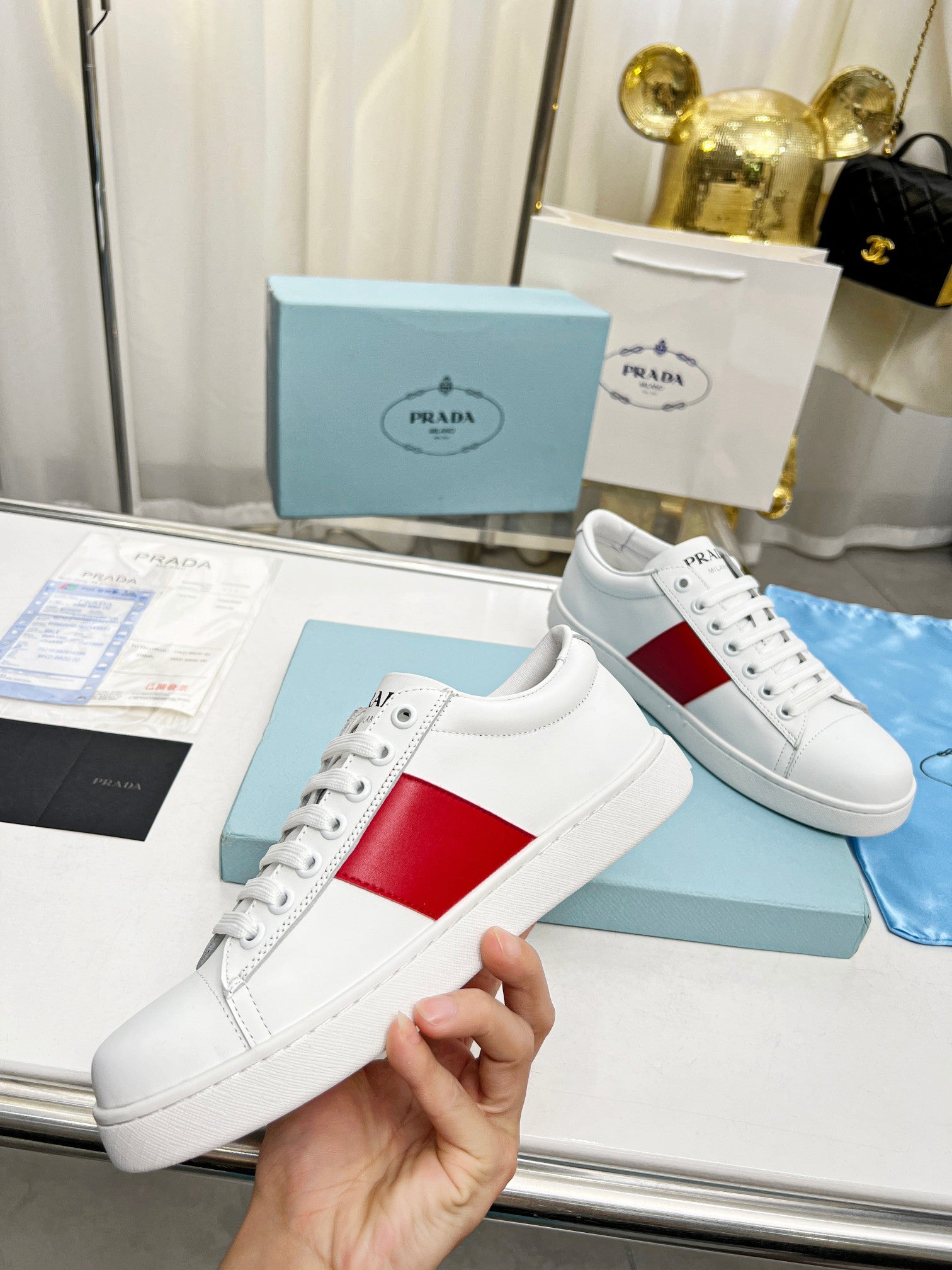 Z2R85P48  Popular high-quality shoes