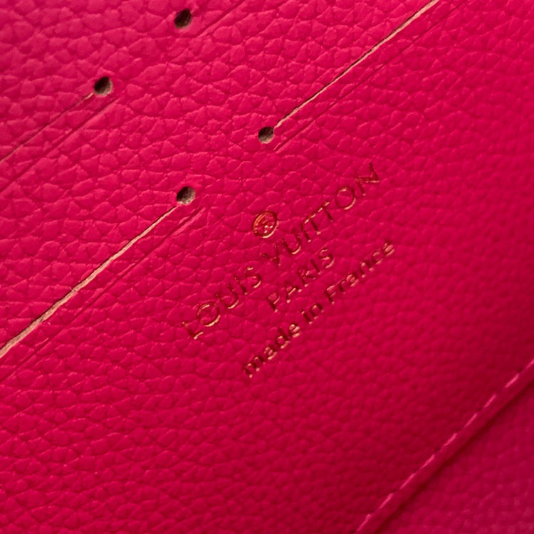 B1P11E06 Popular Leather wallets