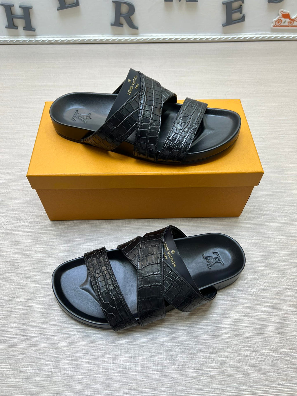 Z5ZE89 Popular slippers