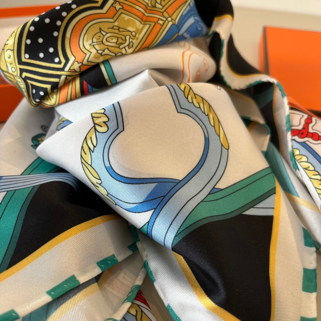 W1N46H24 Popular Silk Scarve