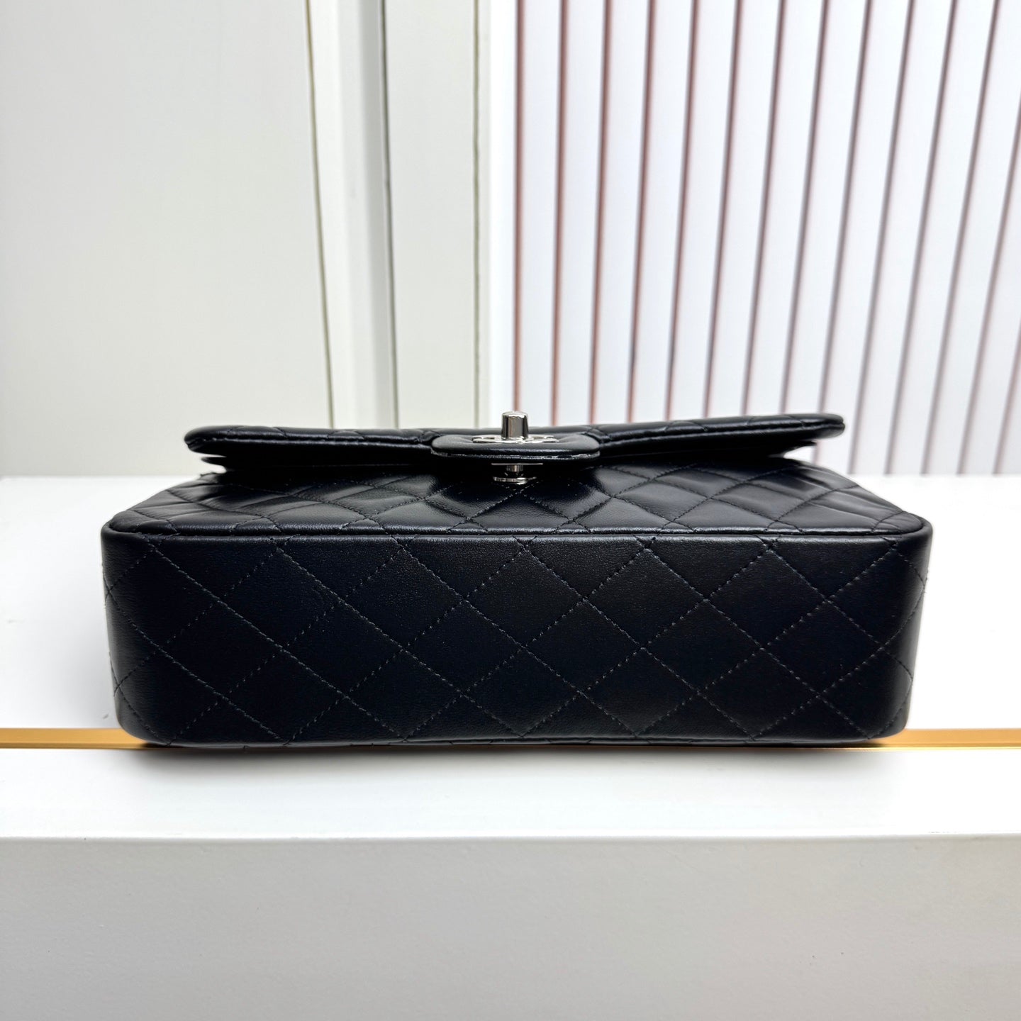 B1R76C11 Popular leather bag